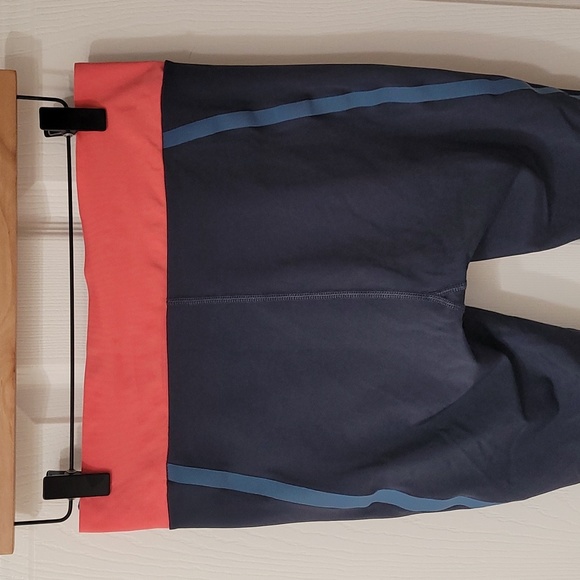 Women's Kari Traa running capris size Medium - Picture 4 of 7